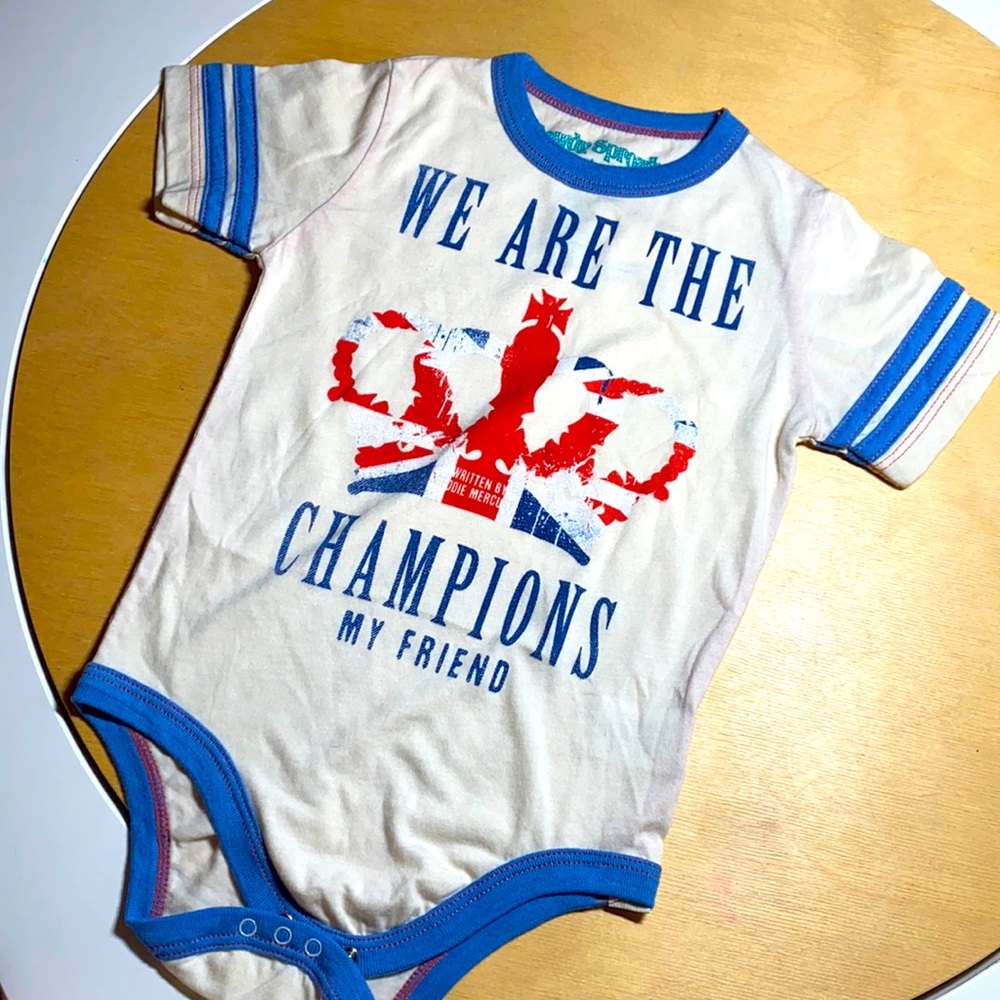 Brand: Rowdy Sprout
ROWDY SPROUT QUEEN "WE ARE THE CHAMPIONS" my friend ONESIE